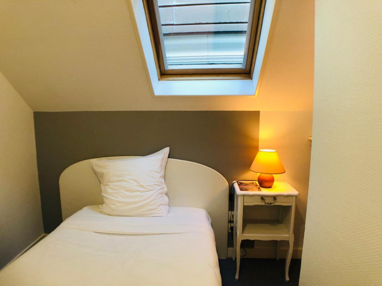 Cit'Hotel Le Volney Saumur Dış mekan fotoğraf