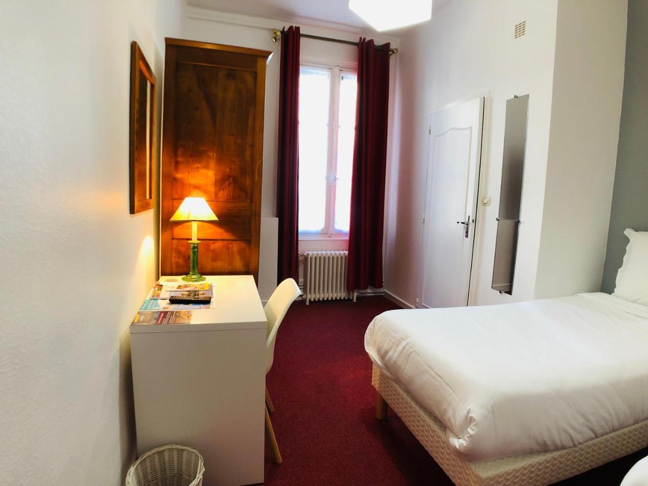 Cit'Hotel Le Volney Saumur Dış mekan fotoğraf